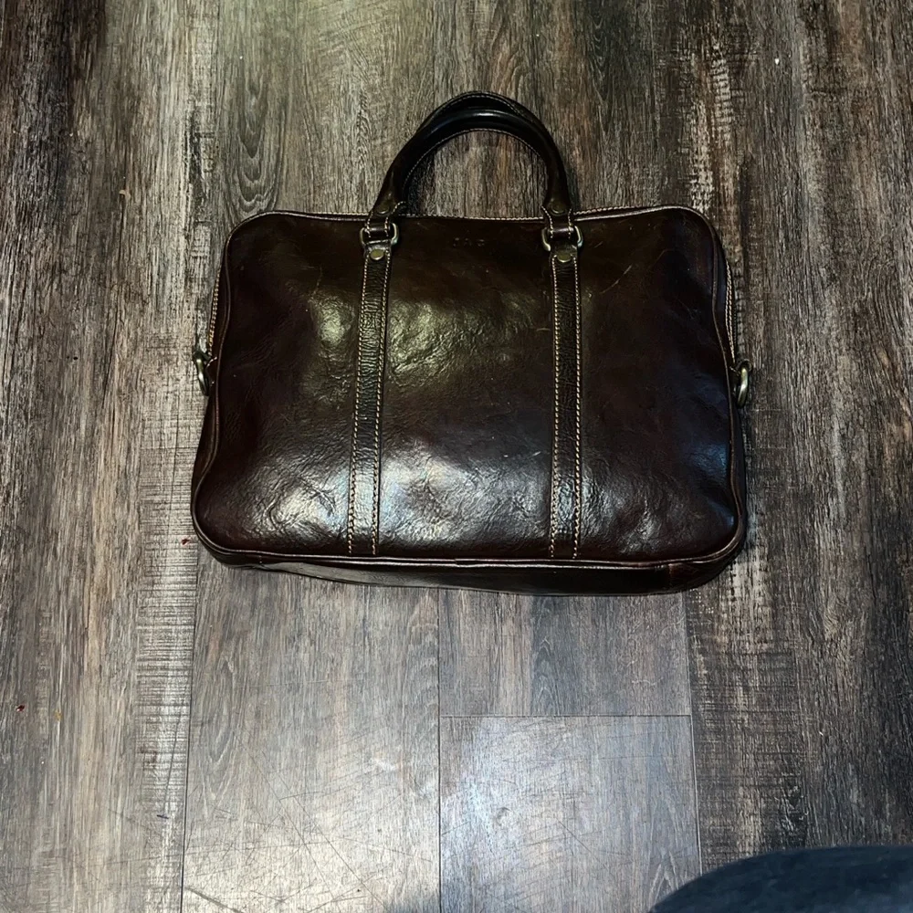 Men's Brown Leather Briefcase - Classic Professional Tote